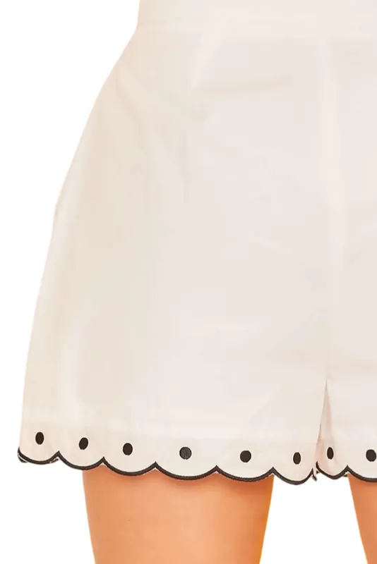 Apparel- Main Strip Scallop Edge Shorts