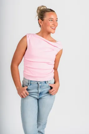 Asymmetrical sweater tank top pink