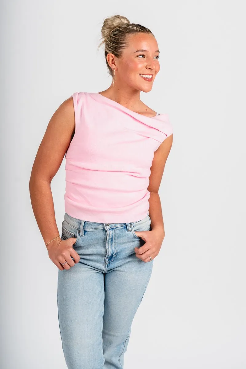 Asymmetrical sweater tank top pink