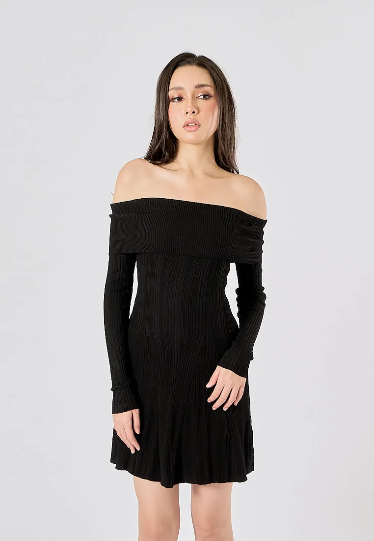 Farimond Black Slash Neck Long Sleeve Mini Knit Dress