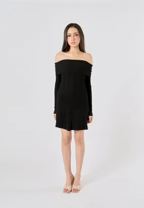 Farimond Black Slash Neck Long Sleeve Mini Knit Dress