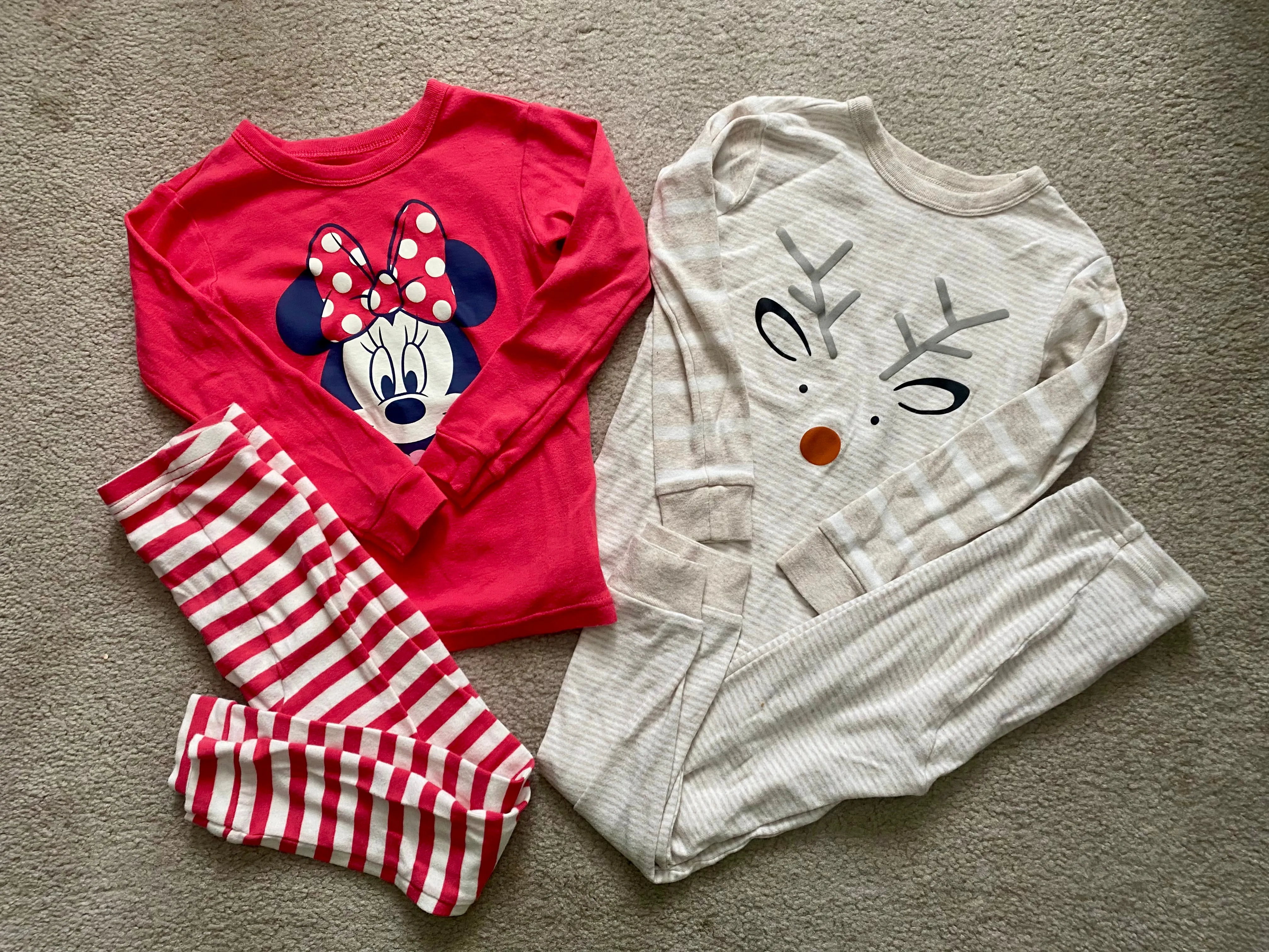Gap 5T Christmas Pajamas, Kids 5/5T (extra small)