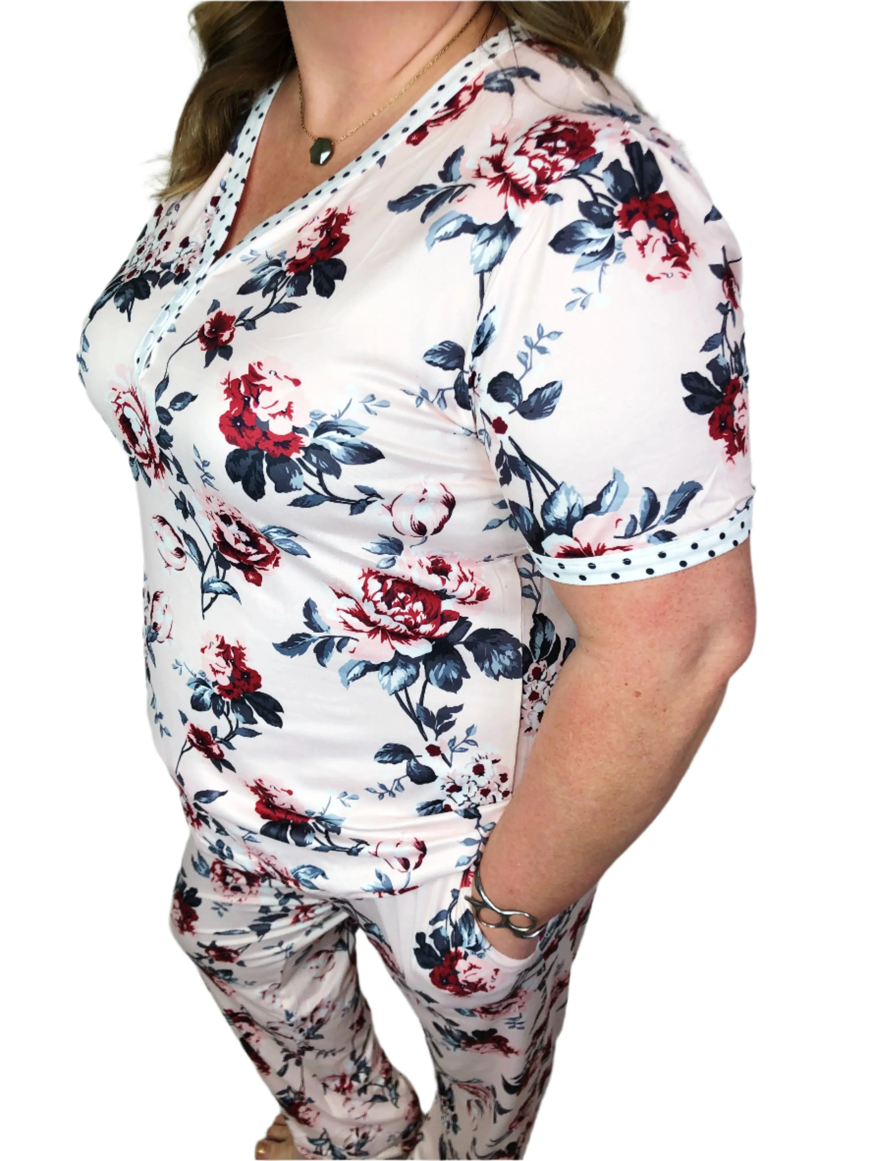 #M581 Light Flowers Pajamas
