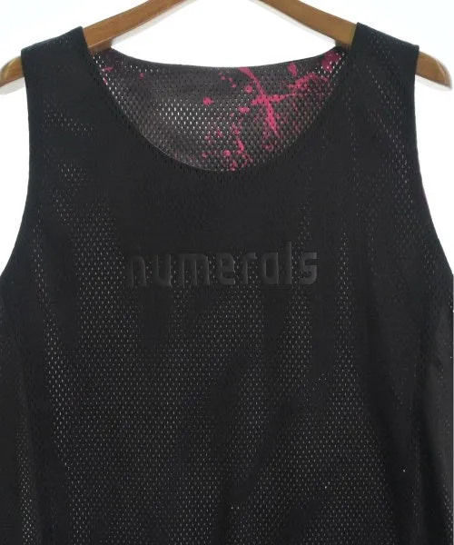 NUMERALS Tank tops