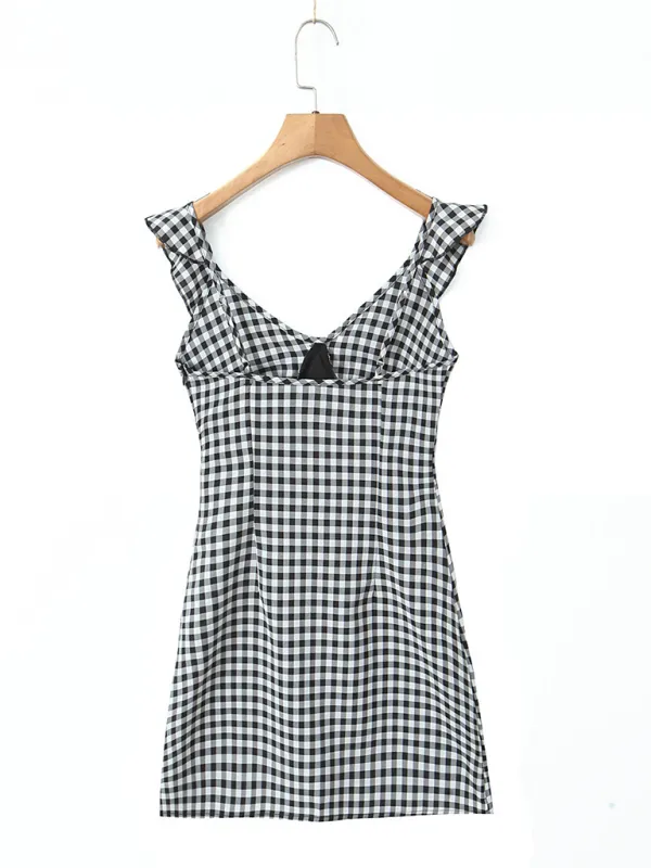 Ruffled V-neck low-cut slim-fit hip-hugging short dress