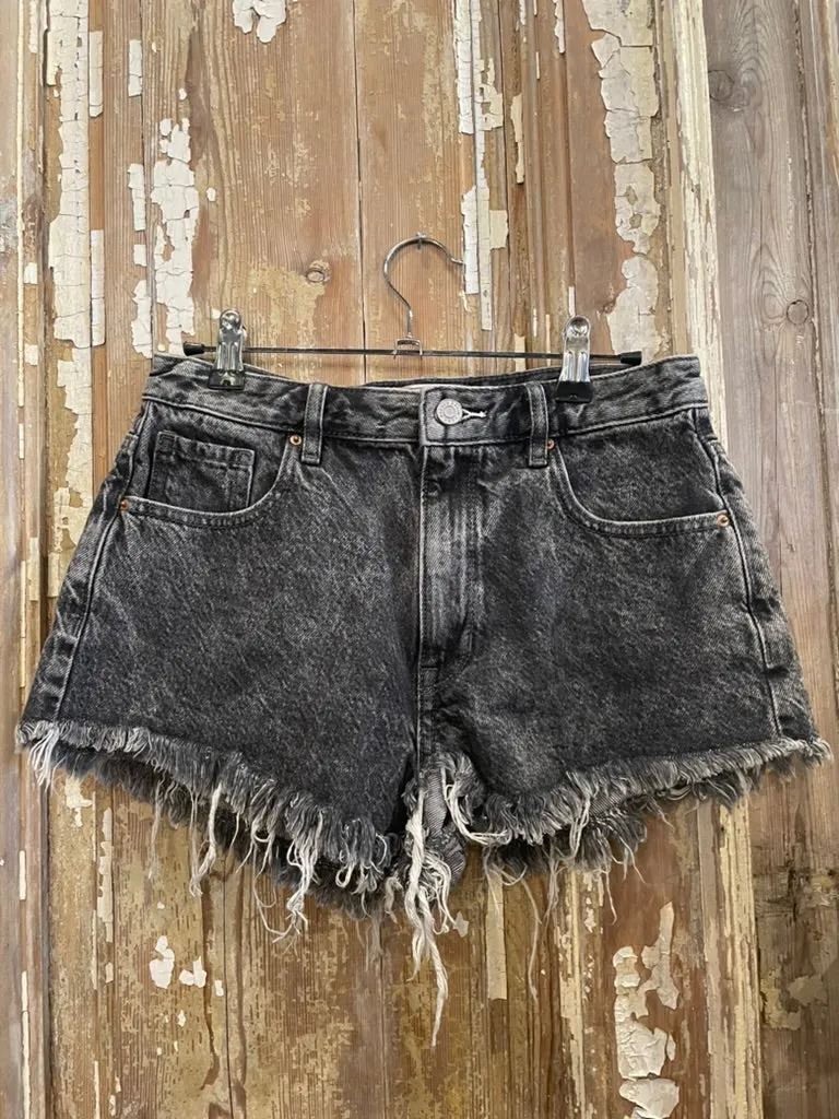Size 27 Simple Love Shorts