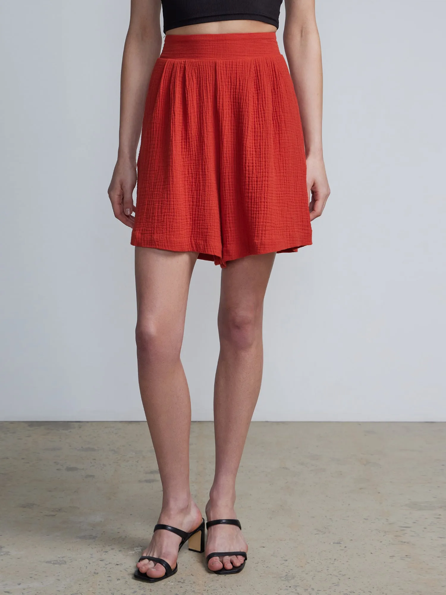 Textured Elastic Waist Shorts